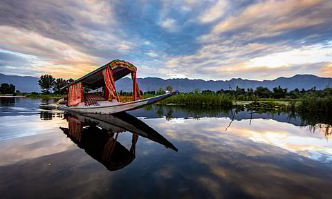 Kashmir shikkara boat