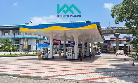 ടിക്കറ്റിതര വരുമാനം വര്‍ധിപ്പിക്കാന്‍ ഫ്യൂവല്‍ സ്റ്റേഷനുമായി കൊച്ചി മെട്രോ; ഇലക്ട്രിക് വാഹനങ്ങള്‍ക്കും ചാര്‍ജിംഗ് പോയിന്റ്