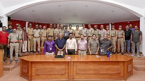 Muthoot Finance provides equipment to the Forest Department