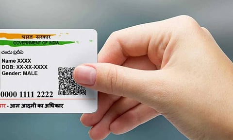 മരണമില്ലാതെ ആധാര്‍! ജൂണ്‍ വരെ 142.39 കോടി ആധാര്‍ ഉടമകള്‍, കണക്കില്‍ പാളി യു.ഐ.ഡി.എ.ഐ, കാര്‍ഡ് നിര്‍ജീവമാക്കാന്‍ പുതിയ പദ്ധതികള്‍
