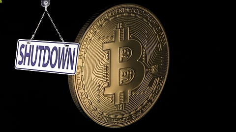 ക്രിപ്‌റ്റോ കറന്‍സിയില്‍ കൂട്ടത്തകര്‍ച്ച, തലകുത്തിവീണ് മൂല്യം; പ്രവര്‍ത്തനം അവസാനിപ്പിച്ച് പ്രമുഖ കമ്പനി