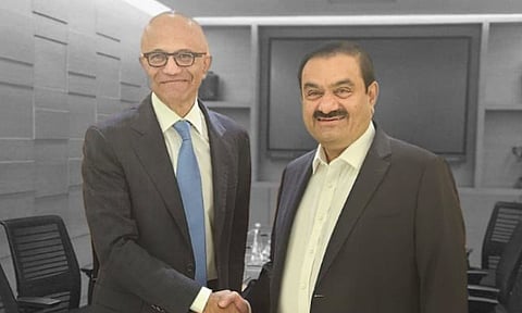 നദെല്ലയും അദാനിയും കണ്ടുമുട്ടി, വലിയ പ്രൊജക്ടുകളില്‍ കൈകോര്‍ക്കുമോ?