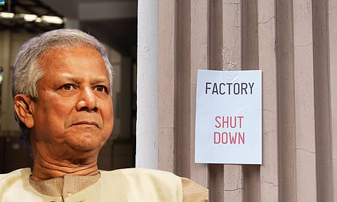 വൈദ്യുതി മുടങ്ങല്‍ പതിവായി, ഫാക്ടറികള്‍ പലതും അടച്ചുപൂട്ടി, വിദേശ ഓര്‍ഡറുകള്‍ ഇന്ത്യയിലേക്ക് വഴിമാറുന്നു; ബംഗ്ലാദേശ് തകര്‍ച്ചയുടെ പടിവാതിക്കല്‍