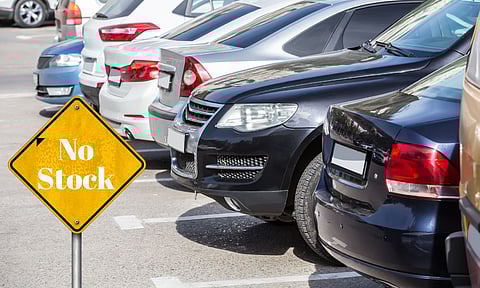 രാജ്യത്ത് കാര്‍ ക്ഷാമം! സ്റ്റോക്കില്ലാതെ കമ്പനികള്‍; ഡിസംബറിലെ റെക്കോഡ് വില്പനയില്‍ കണ്ണുതള്ളി കാര്‍ നിര്‍മാതാക്കള്‍