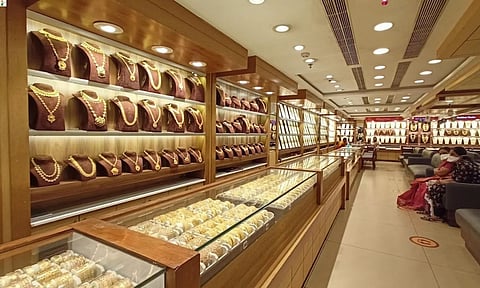 ഉച്ചയ്ക്കുശേഷം സ്വര്‍ണത്തില്‍ വീണ്ടും വര്‍ധന; ഉപയോക്താക്കള്‍ എത്ര കൂടുതല്‍ കൊടുക്കണം?