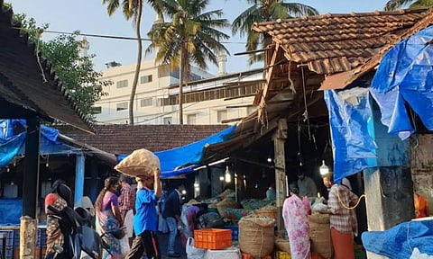 എറണാകുളത്തിന്റെ പിന്തുണയില്‍ അയല്‍ ജില്ലയുടെ ആളോഹരി വരുമാനത്തില്‍ കുതിപ്പ്; മലപ്പുറത്തിന് കാര്യമായ മെച്ചമില്ല