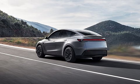 Tesla Modely Mid size suv