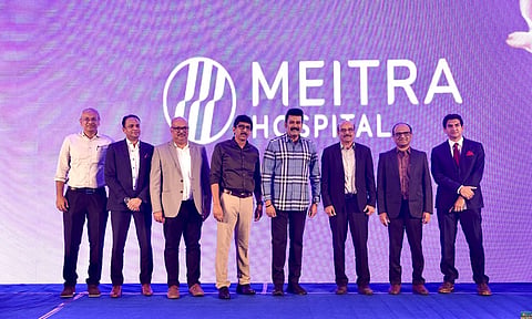 Here is the English translation of the text provided:

At the launch ceremony of 'EPILU' and 'EPITOME' for epilepsy patients, Dr. Mohan Leslie Noon (Senior Consultant - Neurology, BMH Kozhikode), Nihaj G. Mohamed (CEO, Meitra Hospital), Dr. Jijo V. Cherian (Medical Director, Meitra Hospital), Dr. Rajeev (HOD - Neurosurgery, Meitra Hospital), Actor Manoj K. Jayan, Dr. Dinesh Nayak, Dr. Sachin Suresh Babu (HOD - Neurosciences, Meitra Hospital), and Dr. Ajay Asrana, among others, were present.