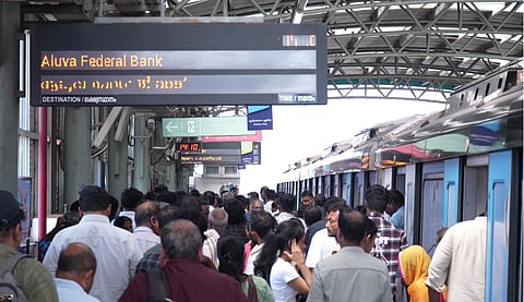 ₹24.19 കോടി നഷ്ടത്തില്‍ നിന്ന് ₹53 കോടി പ്രവര്‍ത്തനലാഭം, പ്രതിദിന യാത്രക്കാര്‍ 15,000ത്തില്‍ നിന്ന് ഒരുലക്ഷം; മെട്രോയെ ഉയരത്തിലെത്തിച്ച ബെഹ്‌റയ്ക്ക് പിന്‍ഗാമിയാര്? 