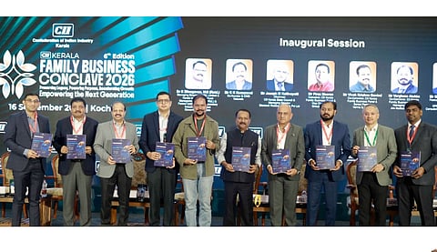 കൊച്ചിയില്‍ നടന്ന സിഐഐ ഫാമിലി ബിസിനസ് കോണ്‍ക്ലേവ് 2026-ല്‍ വച്ച് കെപിഎംജി ഗ്ലോബല്‍ ഫാമിലി ബിസിനസ് റിപ്പോര്‍ട്ട് 2026 പ്രകാശനം ചെയ്തപ്പോള്‍.