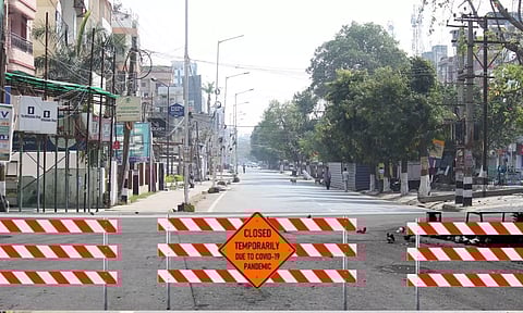 നിയന്ത്രണങ്ങള്‍ കടുപ്പിക്കുന്നു: കേരളം നിശ്ചലാവസ്ഥയിലേക്ക്