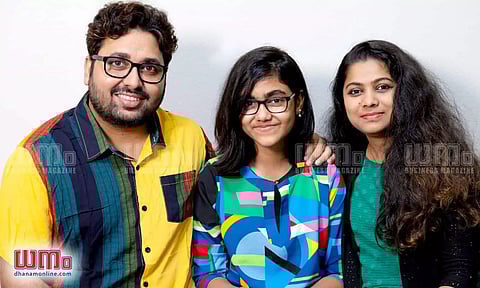 ഒരു മലയാളി എന്‍എഫ്ടി കുടുംബം ആര്‍ട്ട് വില്‍പ്പനയിലൂടെ ലക്ഷങ്ങള്‍ സമ്പാദിക്കുന്നതിങ്ങനെ !