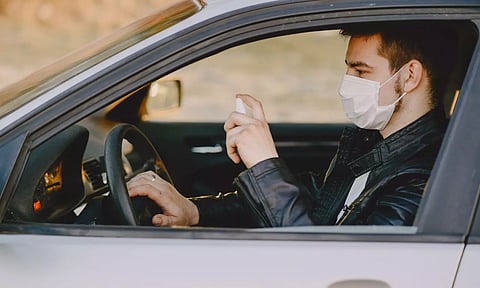 സ്വകാര്യ വാഹനങ്ങളില്‍  മാസ്‌ക് നിര്‍ബന്ധമാക്കിയ ഡല്‍ഹി സര്‍ക്കാര്‍ ഉത്തരവിനെതിരെ ഹൈക്കോടതി