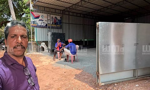 മാതമംഗലത്തെ അടച്ചുപൂട്ടിക്കല്‍ സമരം 'ഒറ്റപ്പെട്ട' സംഭവമല്ല:  മാടായിയിലെ സ്റ്റീല്‍ കടയും ഭീഷണിയില്‍