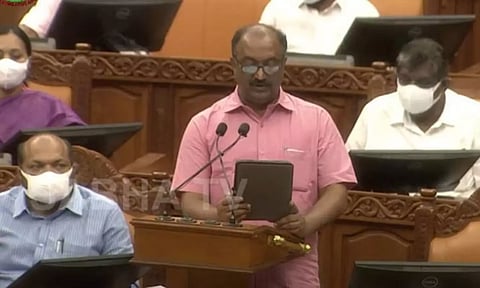 ആദ്യ പേപ്പര്‍ രഹിത സംസ്ഥാന ബജറ്റിലെ പ്രഖ്യാപനങ്ങള്‍ ഇങ്ങനെ