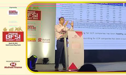 ആനുകാലിക സംഭവങ്ങളെ അടിസ്ഥാനപ്പെടുത്തിയല്ല മൂലധന വിപണിയില്‍ നിക്ഷേപം നടത്തേണ്ടത്; സൗരഭ് മുഖര്‍ജി