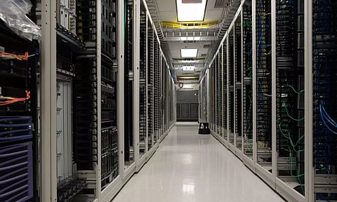 വന്‍ നിക്ഷേപങ്ങള്‍ വരുന്നു; ഇന്ത്യന്‍ ഡാറ്റ സെന്ററുകളുടെ മുഖം മാറും