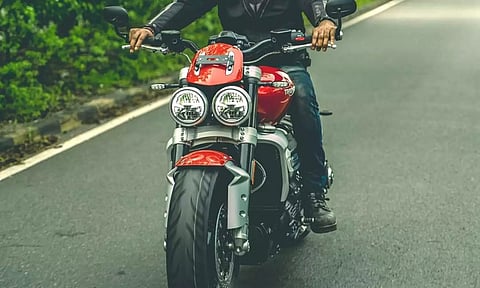 വിലയൊന്നും പ്രശ്‌നമേയല്ല, ഹൈ-എന്‍ഡ് ബൈക്കുകളുടെ വില്‍പ്പന ഉയരുന്നു, കേരളത്തിലോ ?