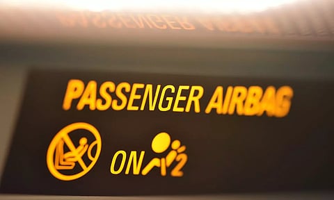 പുതിയ കാറുകളില്‍ 6 എയര്‍ബാഗുകളെന്ന തീരുമാനം നാളെമുതല്‍ നടപ്പിലാവില്ല: കാലാവധി നീട്ടി കേന്ദ്രം