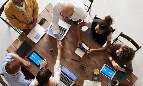 ബിസിനസ് വിജയിക്കണോ? ഏക മനസും കാഴ്ചപ്പാടും വേണം