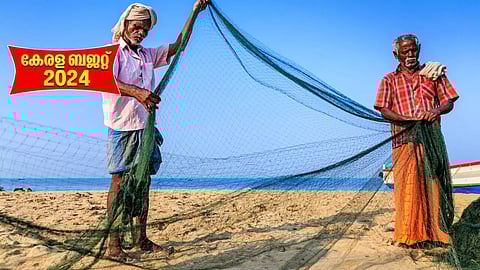 വീട്, ഇന്‍ഷ്വറന്‍സ്, തീര വികസനം; മത്സ്യമേഖലയെയും തൊഴിലാളികളെയും ചേര്‍ത്തു പിടിച്ച് ബജറ്റ്