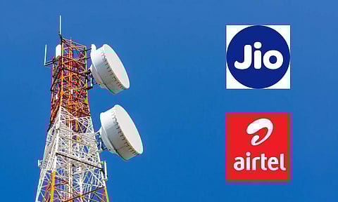 Jio and Airtel logo and mobile cell tower