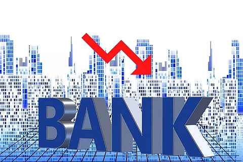 ബാങ്ക് ഓഹരികള്‍ വീണ്ടും വീണു, ഇന്ത്യന്‍ ഓഹരി വിപണി താഴേയ്ക്ക് തന്നെ