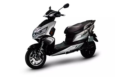 26,000 രൂപ വില കുറച്ച് ഒക്കിനാവ ഇലക്ട്രിക് സ്‌കൂട്ടര്‍