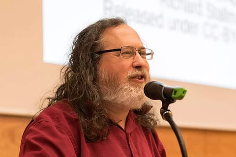 ഊബർ, നെറ്റ്ഫ്ലിക്സ്, സ്പോട്ടിഫൈ, എല്ലാം 'ചാരന്മാർ'?