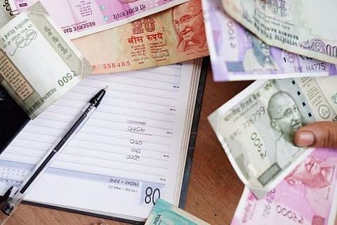 എപ്പോഴാണ് നിങ്ങളുടെ എമര്‍ജന്‍സി ഫണ്ട് ശരിക്കും ഉപയോഗപ്പെടുത്തേണ്ടത്? എങ്ങനെ കരുതി വയ്ക്കും?