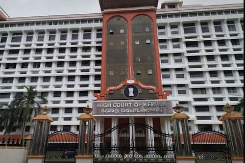 പുതിയ ഹോള്‍മാര്‍ക്ക് നടപ്പാക്കുന്നതിന് 3 മാസത്തേക്ക് ഹൈക്കോടതിയുടെ സ്‌റ്റേ