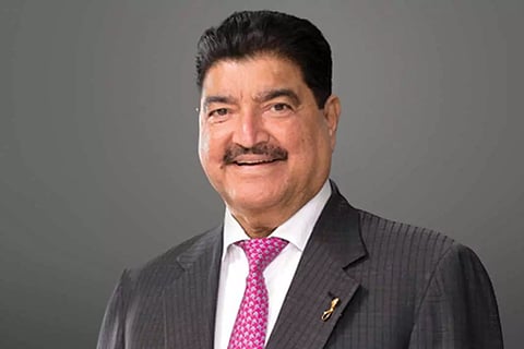 എന്‍എംസി ഹെല്‍ത്ത്:   രാജി നല്‍കി ഷെട്ടി