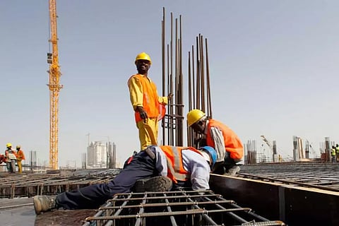 യു.എ.ഇയിലേക്ക് പോകുന്ന കുറഞ്ഞ വൈദഗ്ധ്യമുള്ള ഇന്ത്യന്‍ തൊഴിലാളികള്‍ 300% അധികം സമ്പാദിക്കുന്നു