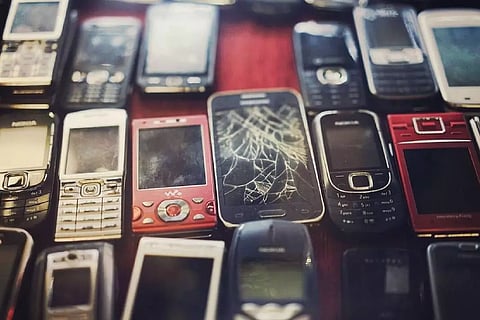 നിങ്ങൾ ഉപേക്ഷിക്കുന്ന ഫോണുകൾക്കും കംപ്യൂട്ടറുകൾക്കും പിന്നീടെന്ത് സംഭവിക്കുന്നു?