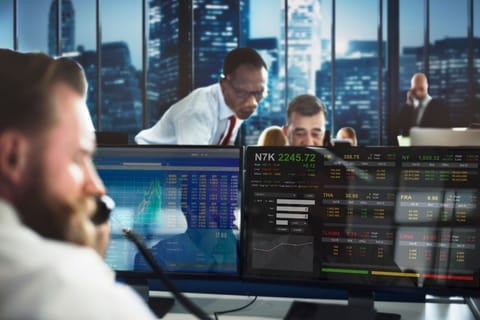 റിക്കാർഡുകൾ തേടി സൂചികകൾ