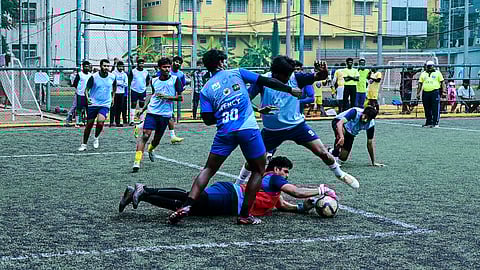 Match 39 - Elfonze vs Bosch