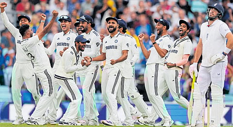 Mohammed Siraj (second from left) celebrates after dismissing England’s Jamie Overton (right).