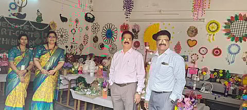 Ideal English High School hosts science and art exhibition