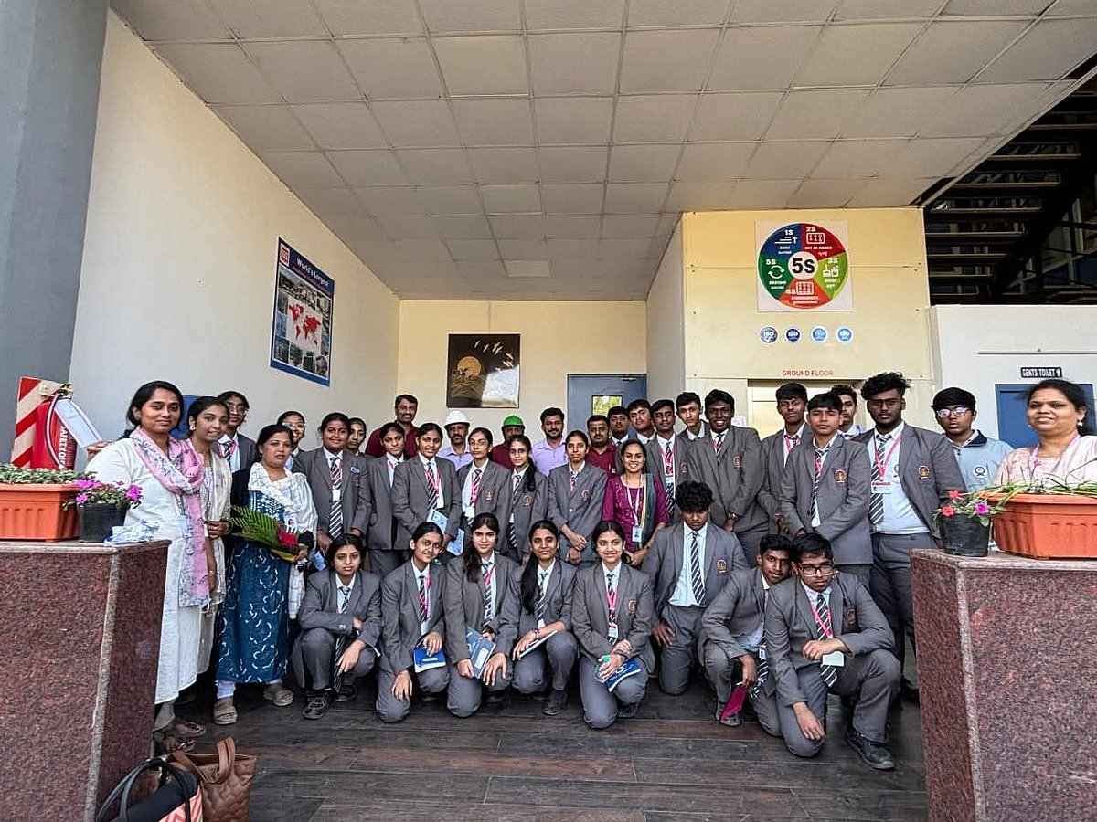 SJR Public School organises industrial visit for class 11 students