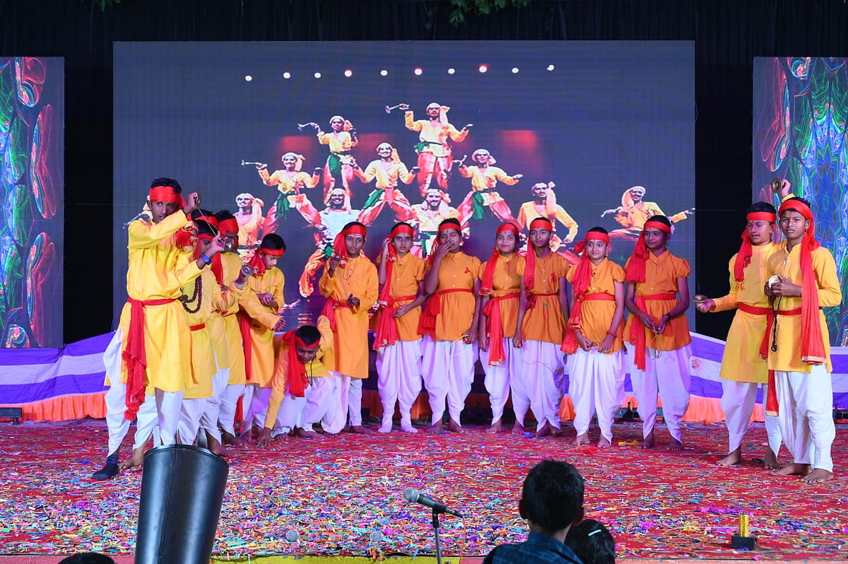 Loyola School CBSE Sindagi celebrates Annual Day