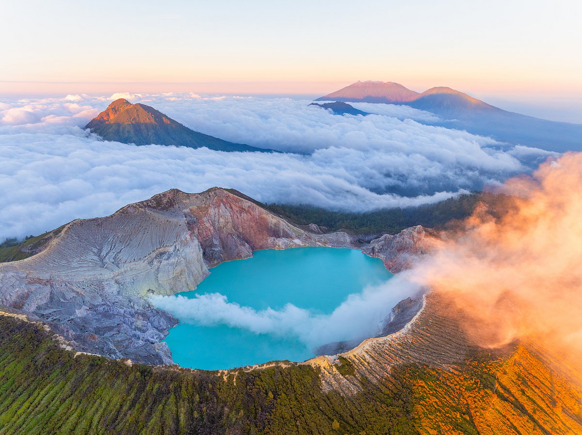 The volcano with blue flames