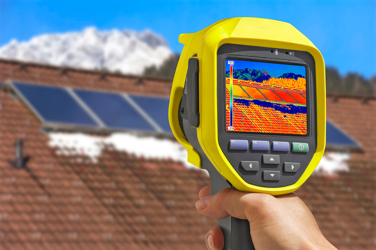 How do thermal cameras see heat?