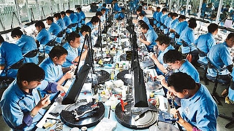 Surat’s Diamond Industry Embraces Change: Diversifies Into Jewellery Manufacturing