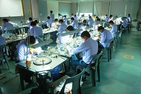CBIC Clears New Special Notified Zone for Rough Diamond Trade at Surat Diamond Bourse