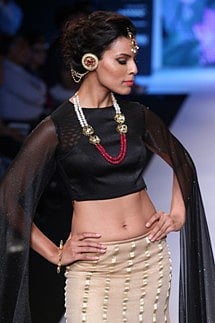 Intense design drama on Day 2 of IIJW 2015