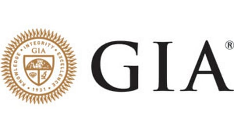 GIA Lab examines the largest blue synthetic diamond 