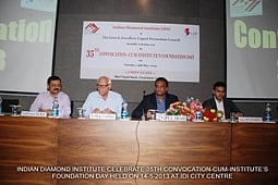 Indian Diamond Institute holds its 35th Convocation-cum-Institute’s Foundation Day
