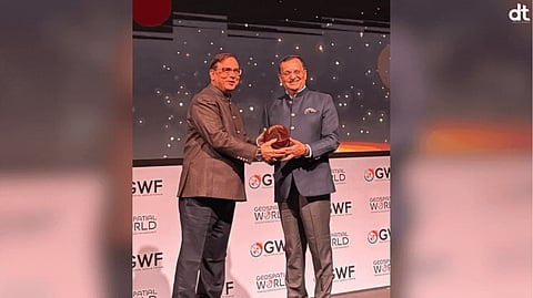 MapmyIndia Chairman Rakesh Verma Receives Global Honor for Geospatial Leadership
