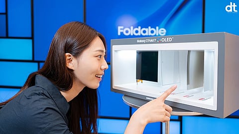 Samsung Display’s Foldable OLED Panel Passes 500,000-Fold Test