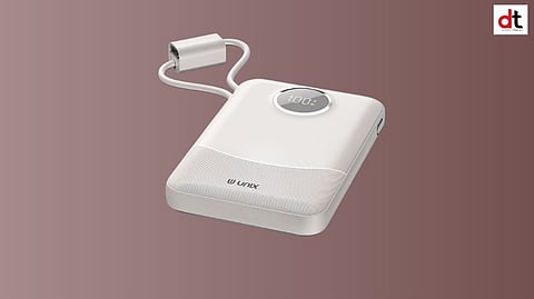 Unix Introduces UX-1519 Powerbank with Foldable Inbuilt Cables